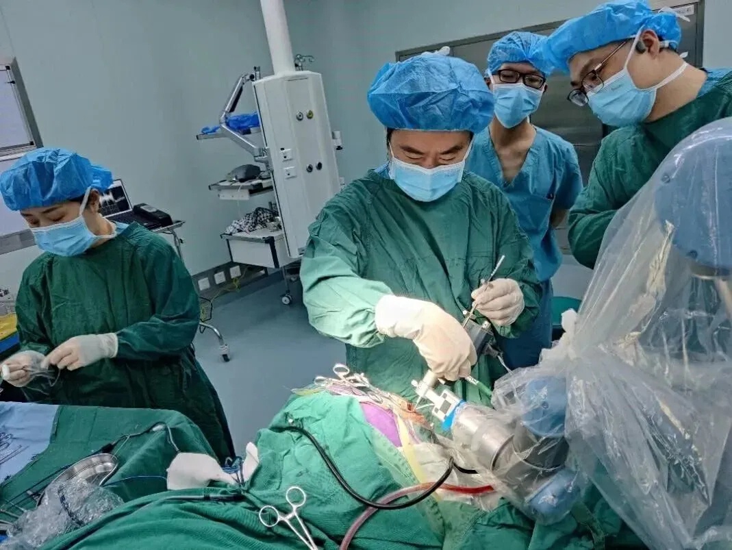 成功完成脑深部肿瘤边界精准定位临床试验 我国自主研发脑机接口技术取得重大突破