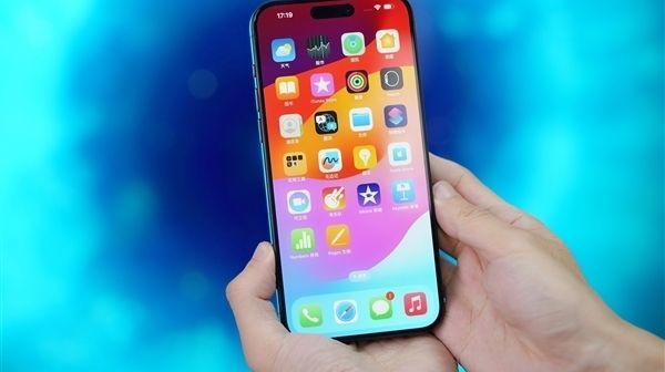 17 iPhone SIM 将在更多国家和地区取消 全面转向 更多迹象表明苹果 卡槽 技术 eSIM (17iphone价格)