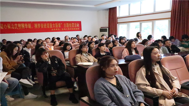 罗俊